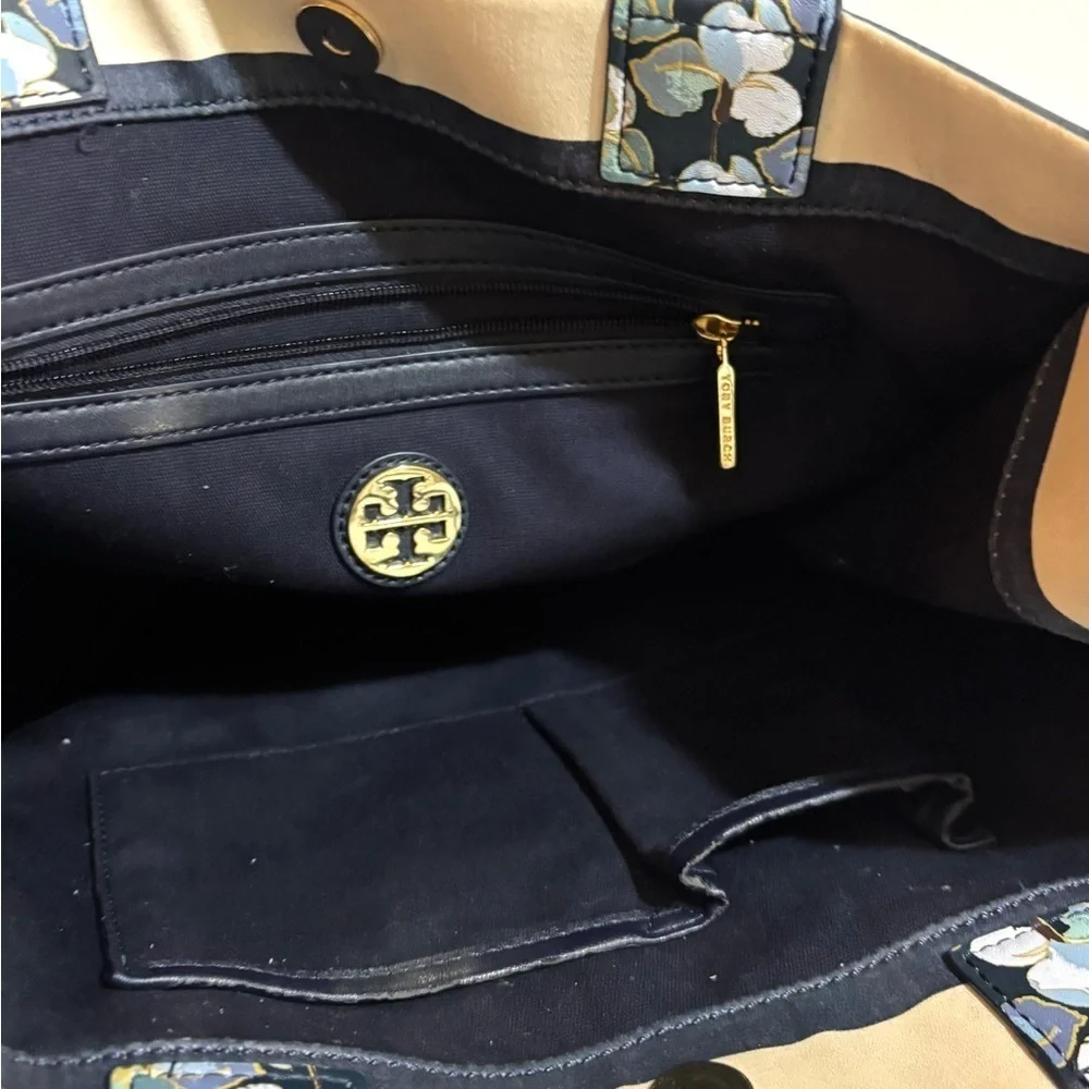 Tory Burch Black and Cream Tote Bag with Structured Design